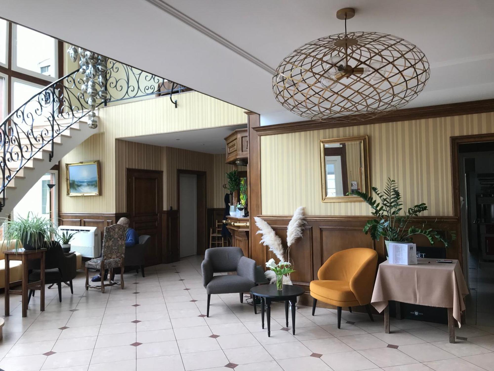 Logis Hotel & Restaurant - Le Chateau Des Tourelles 3 Etoiles Le Wast Eksteriør bilde