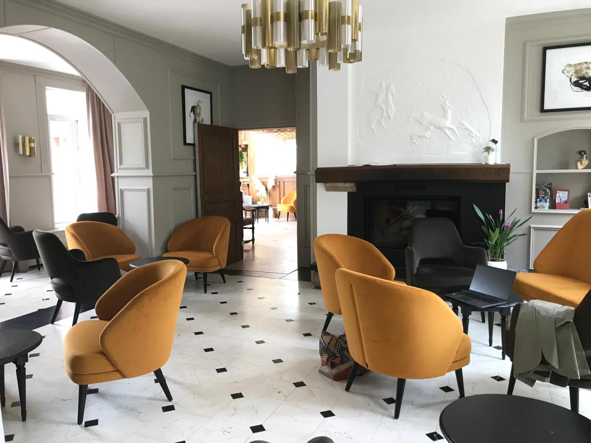 Logis Hotel & Restaurant - Le Chateau Des Tourelles 3 Etoiles Le Wast Eksteriør bilde